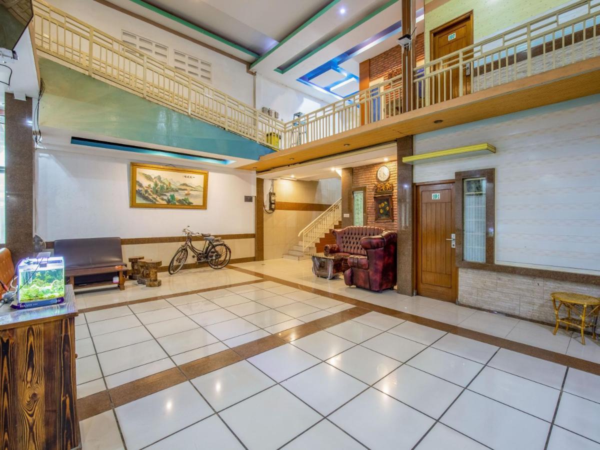 ג'קרטה Hotel Sahabat 2 מראה חיצוני תמונה
